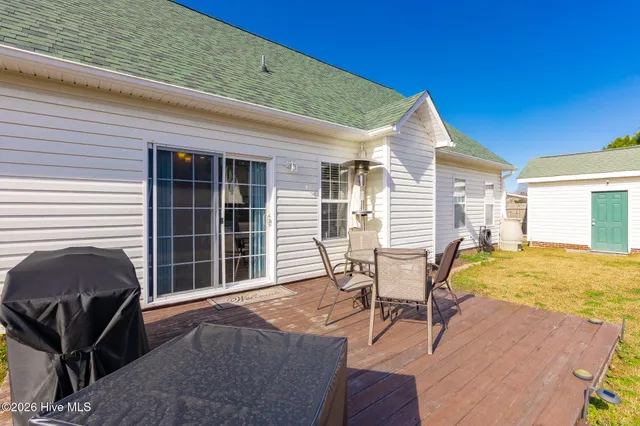 $318,900 | 406 Marsha's Way, Havelock, NC 28532