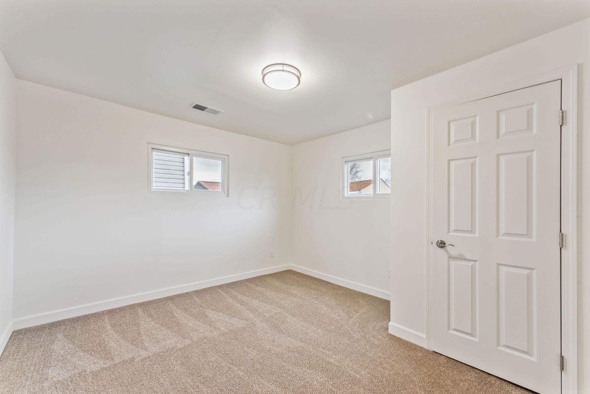 1080 Rumsey Road Columbus, OH 43207 - Photo 11 of 18 33-web-or-mls-1080-rumsey-rd