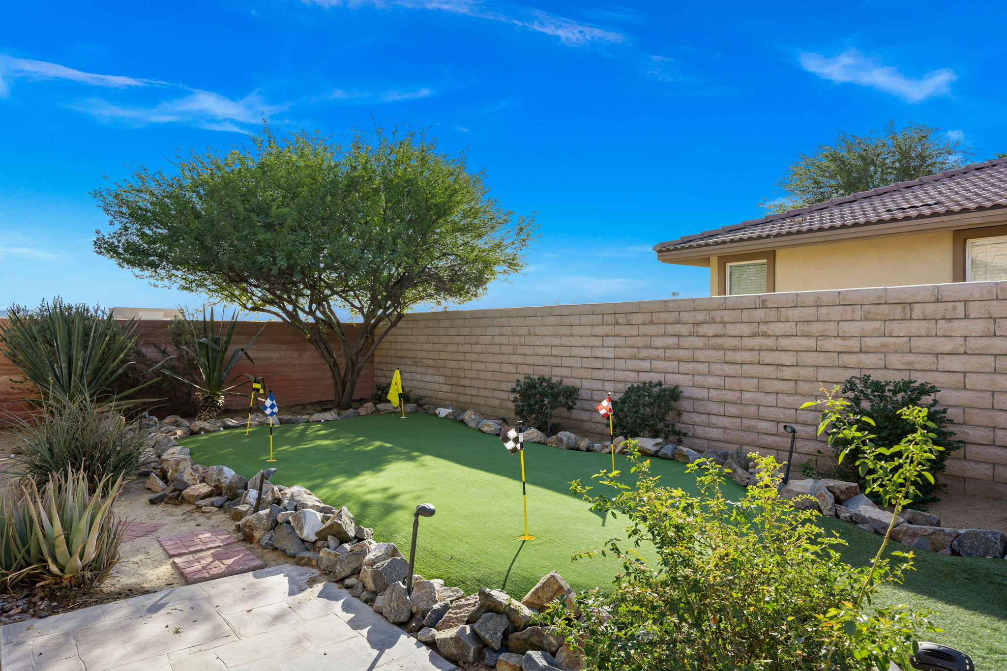 117 Via Solaro Rancho Mirage, CA 92270 - Photo 9 of 45 12-web-or-mls-JASolaro1120_012