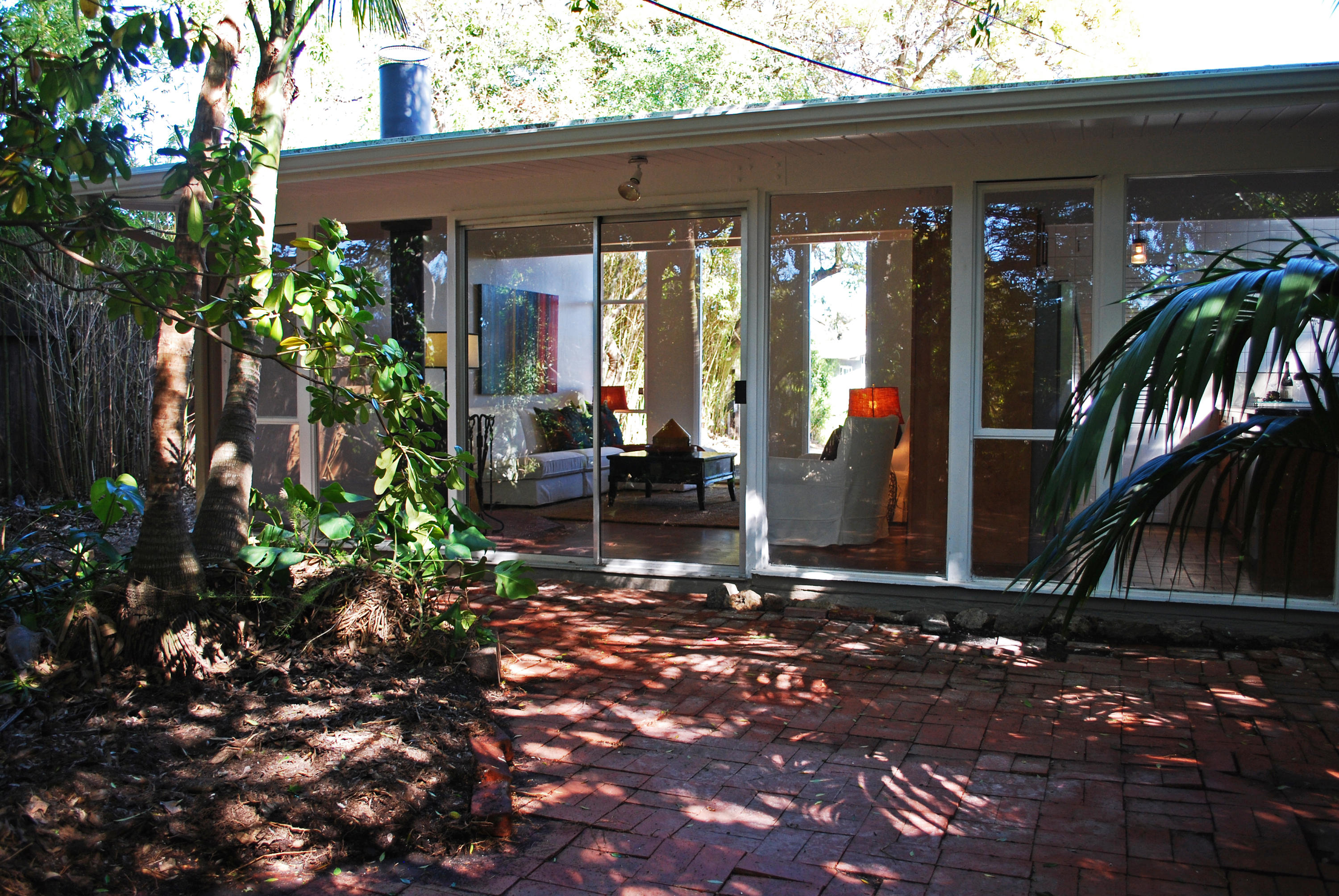83 Cardinal Avenue Goleta, CA 93117 - Photo 15 of 17 a front view of a house