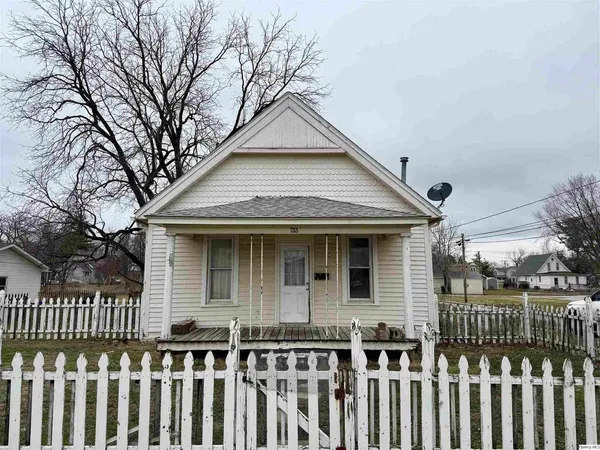 $28,900 | 733 Buchanan Street, Carthage, IL 62321