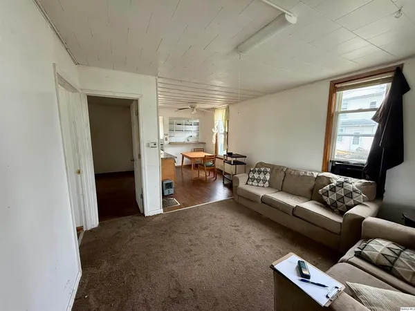 $28,900 | 733 Buchanan Street, Carthage, IL 62321