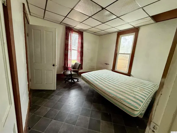 $28,900 | 733 Buchanan Street, Carthage, IL 62321