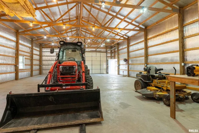 $299,900 | 15975 Forcade Lane, Marion, IL 62959