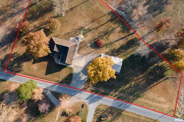 $299,900 | 15975 Forcade Lane, Marion, IL 62959