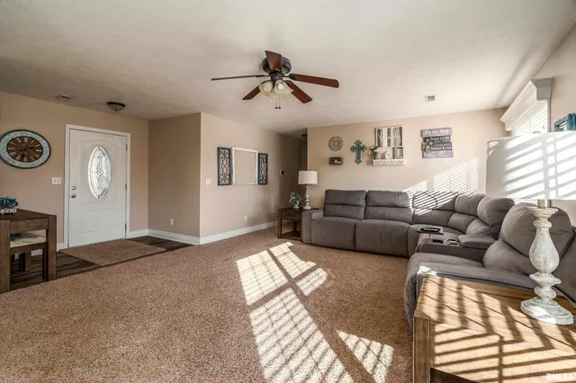 $299,900 | 15975 Forcade Lane, Marion, IL 62959