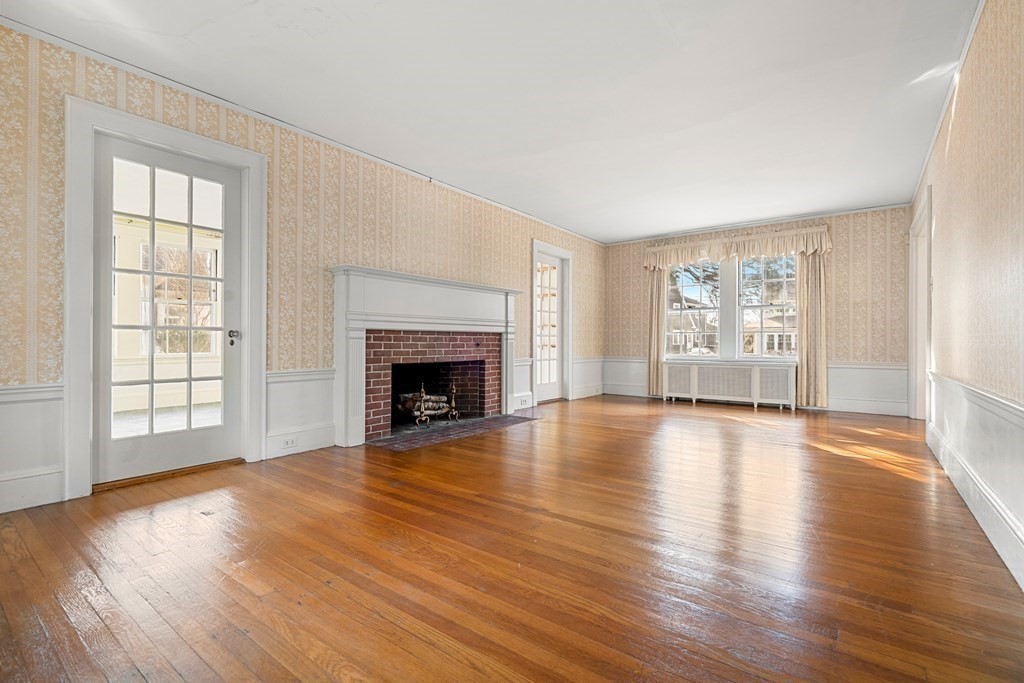 12 Longwood Road Milton, MA 02186 - Photo 8 of 34 Gallery Image 8