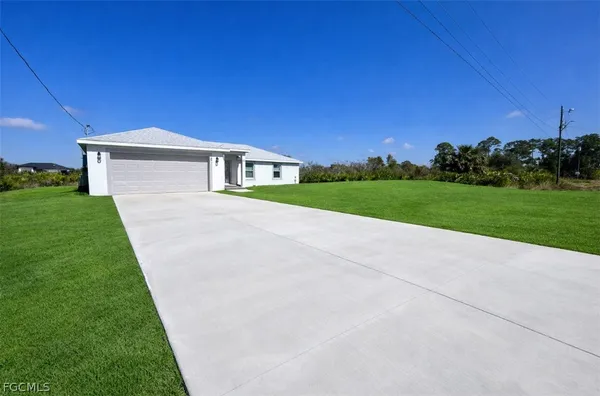 $1,945 | 3108 73rd Street West, Lehigh Acres, FL 33971