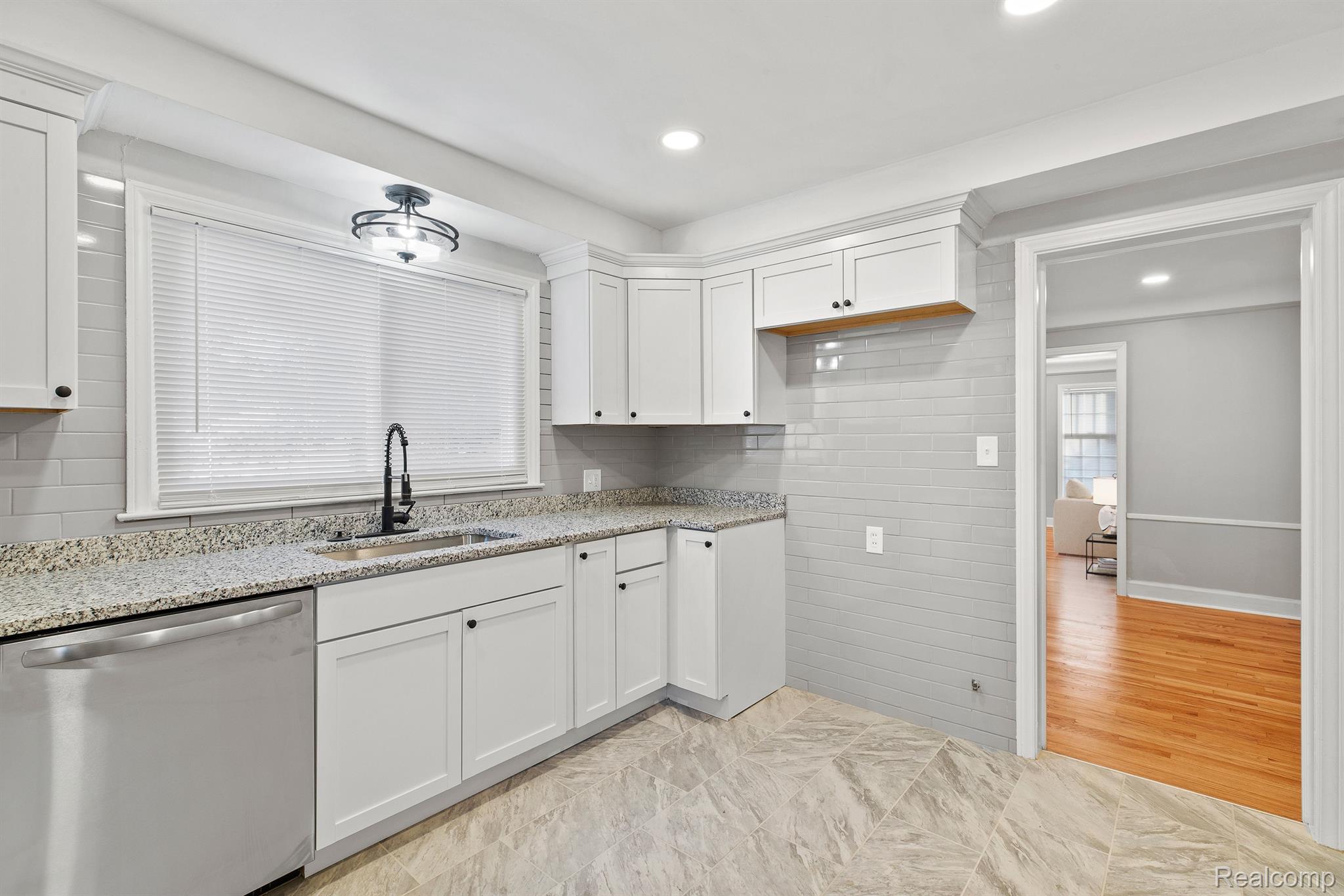 14700 Rutland Street Detroit, MI 48227 - Photo 11 of 29 Kitchen