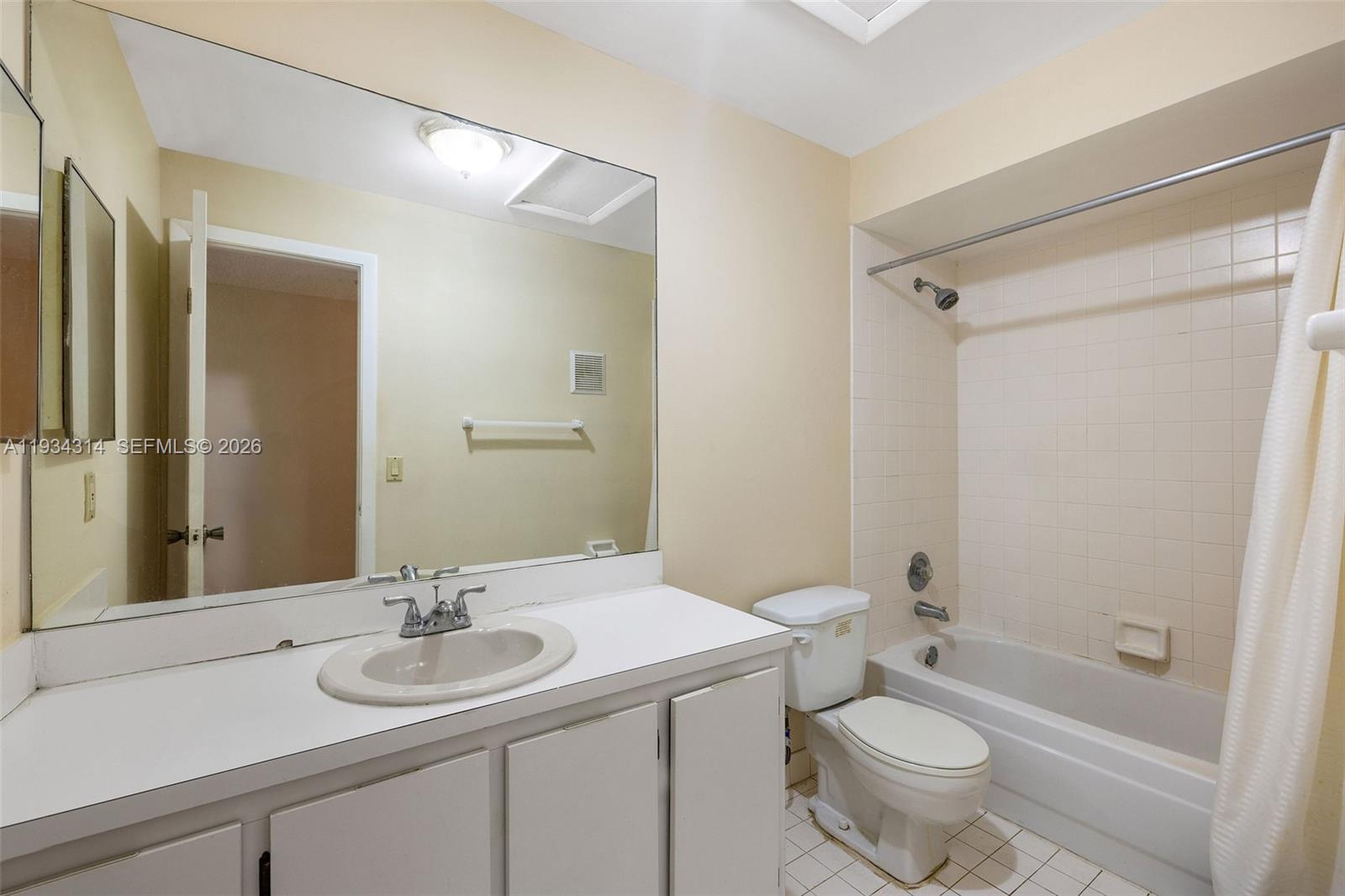 20741 Northeast 4th Court, Unit 207 Miami, FL 33179 - Photo 23 of 23