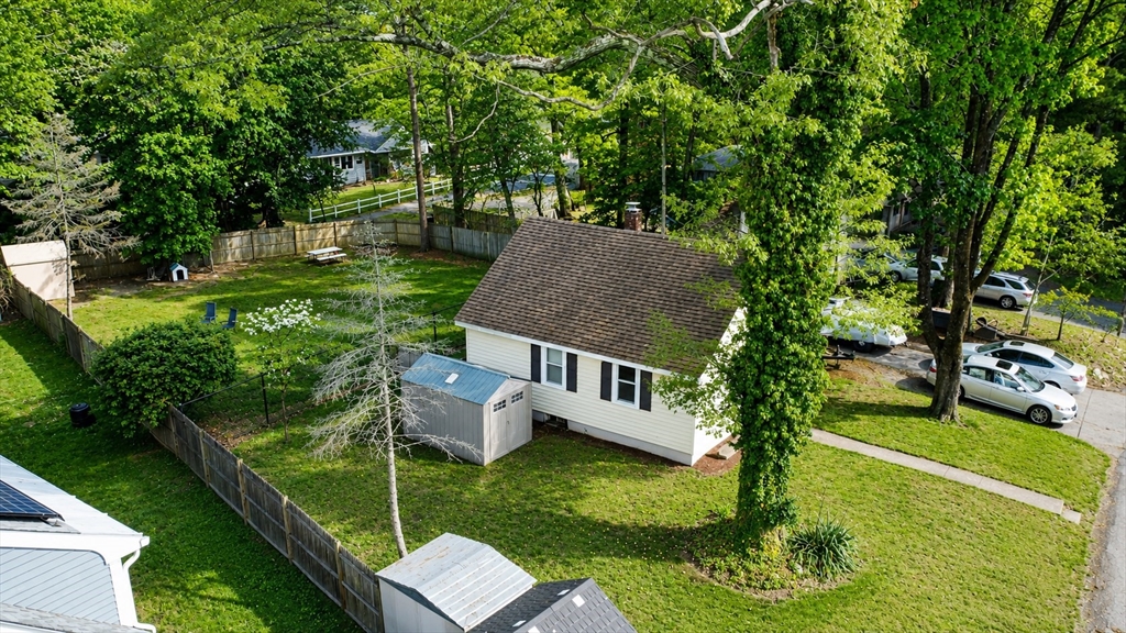 32 Birch Road Natick, MA 01760 - Photo 10 of 35