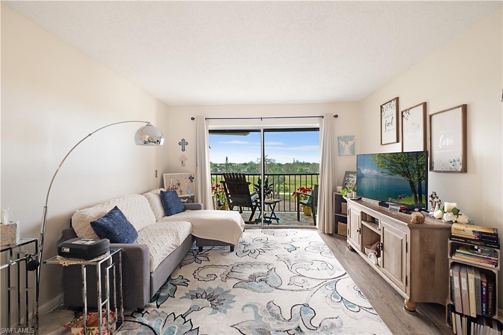 4380 27th Court Southwest, Unit 406 Naples, FL 34116 - Photo 5 of 17