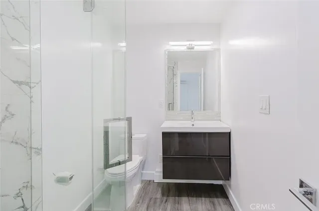 $1,950 | 20534 Miranda Place, Woodland Hills, CA 91367