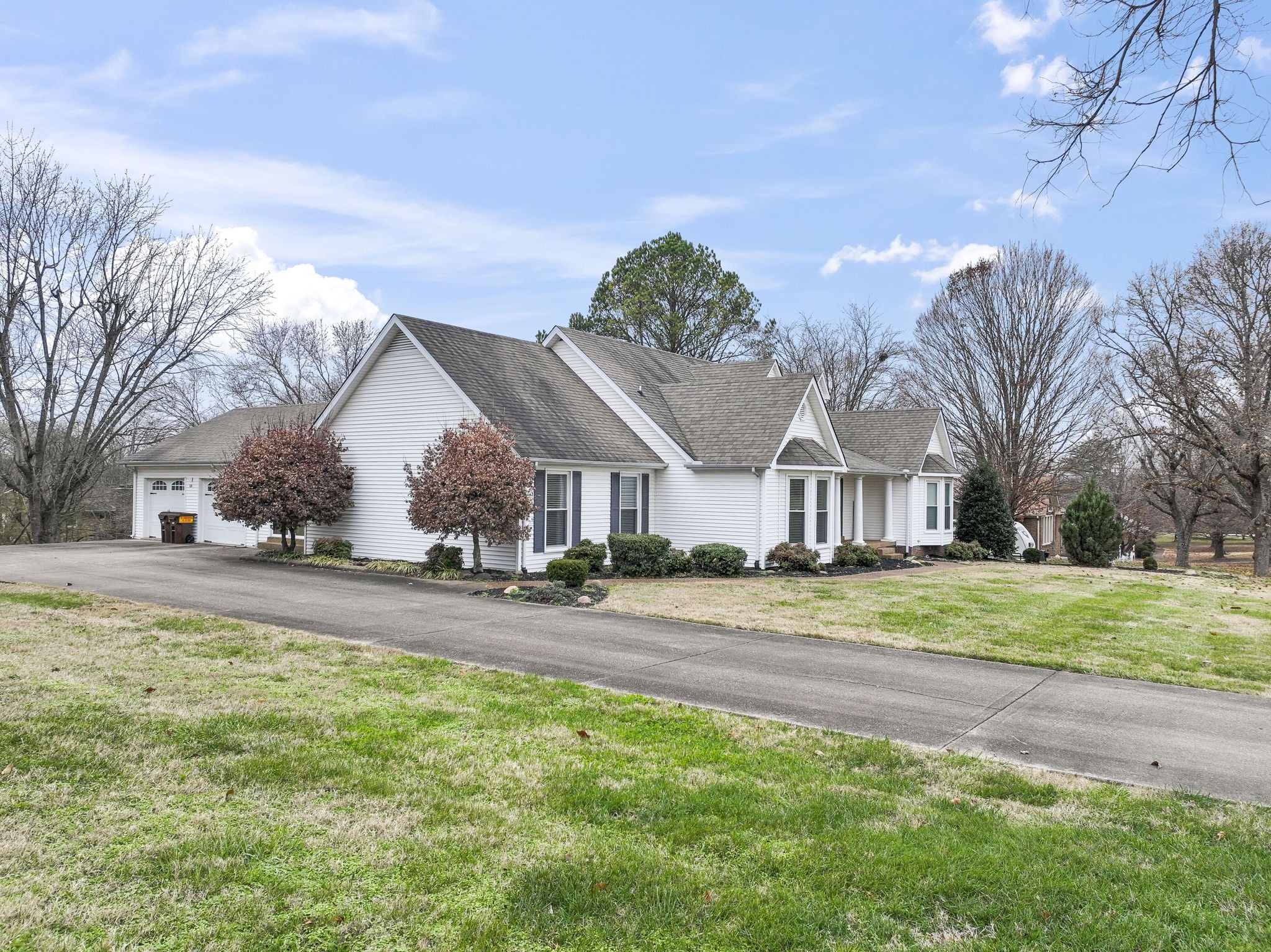 1407 Frye Road Columbia, TN 38401 - Photo 4 of 35 Gallery Image 4