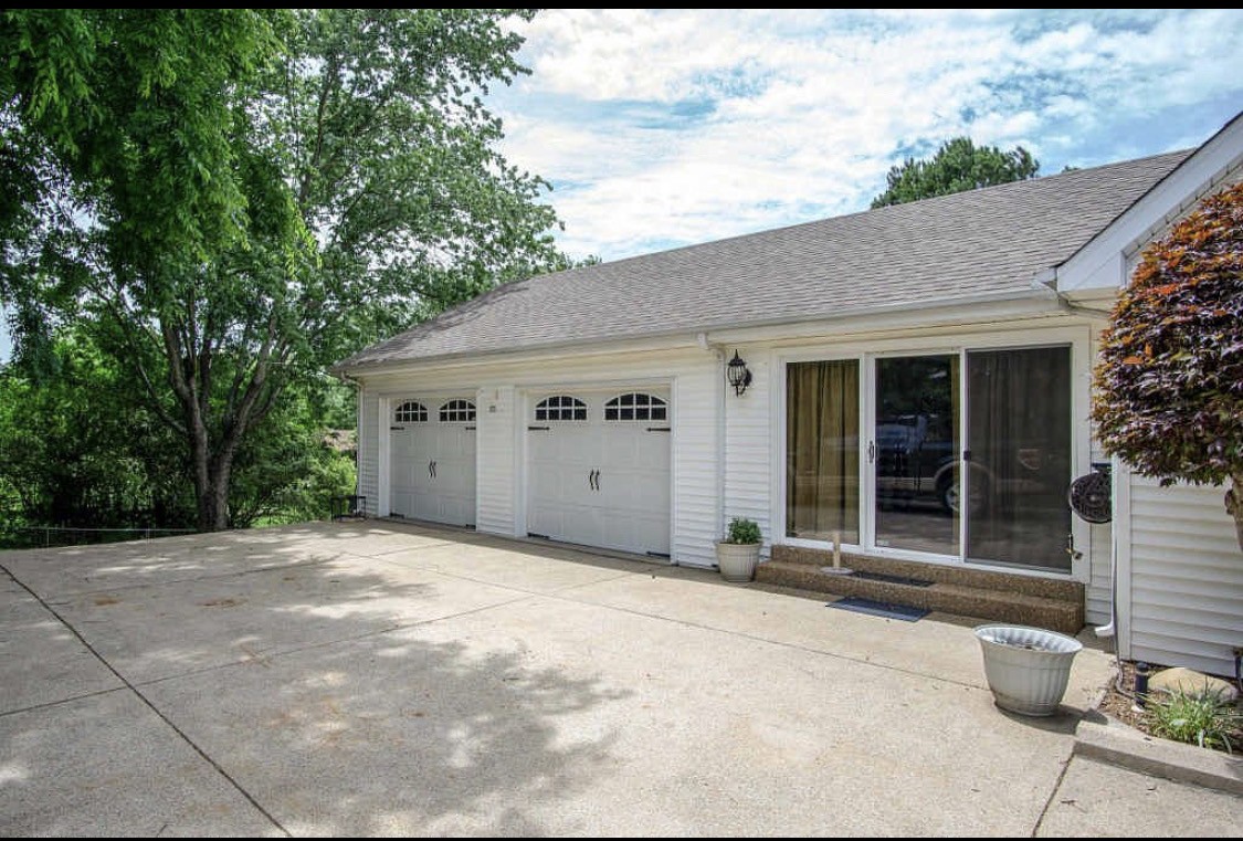 1407 Frye Road Columbia, TN 38401 - Photo 5 of 35 Gallery Image 5