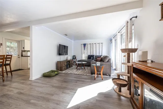 $2,200 | 749 Northwest 34th Street, Gainesville, FL 32607