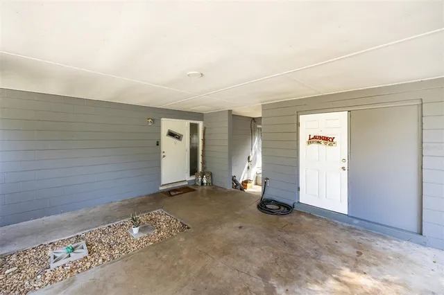 $2,200 | 749 Northwest 34th Street, Gainesville, FL 32607