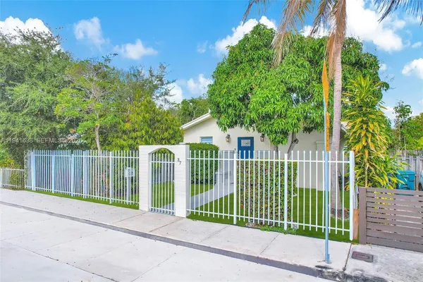 $1,150,000 | 37 Northwest 47th Street, Miami, FL 33127