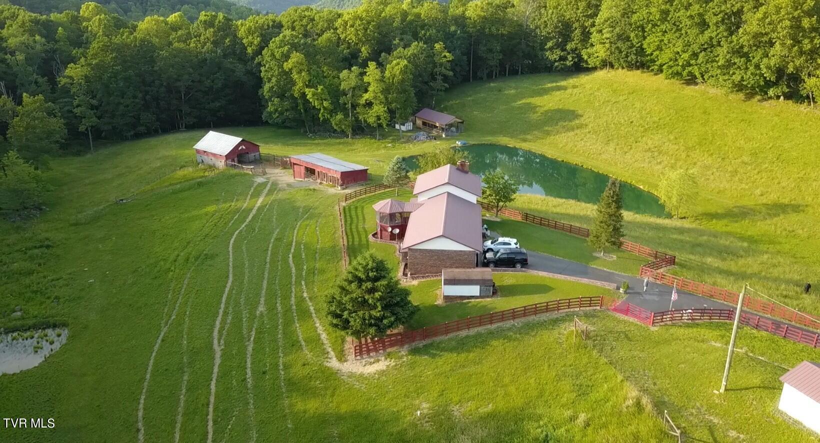 3190 DC Caney Ridge Road Clintwood, VA 24228 - Photo 3 of 87 1000005678