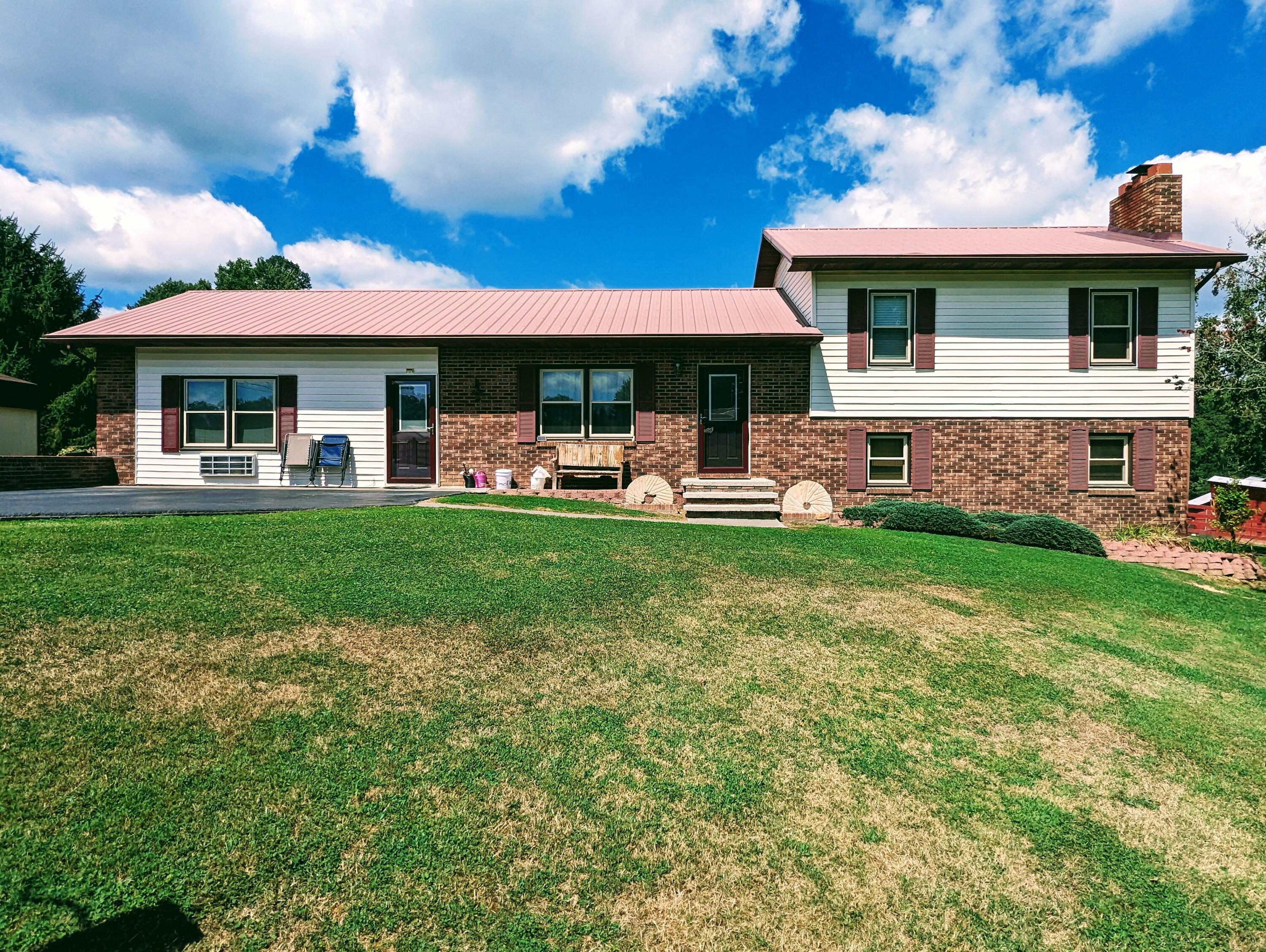 3190 DC Caney Ridge Road Clintwood, VA 24228 - Photo 5 of 87 PXL_20230818_160605895