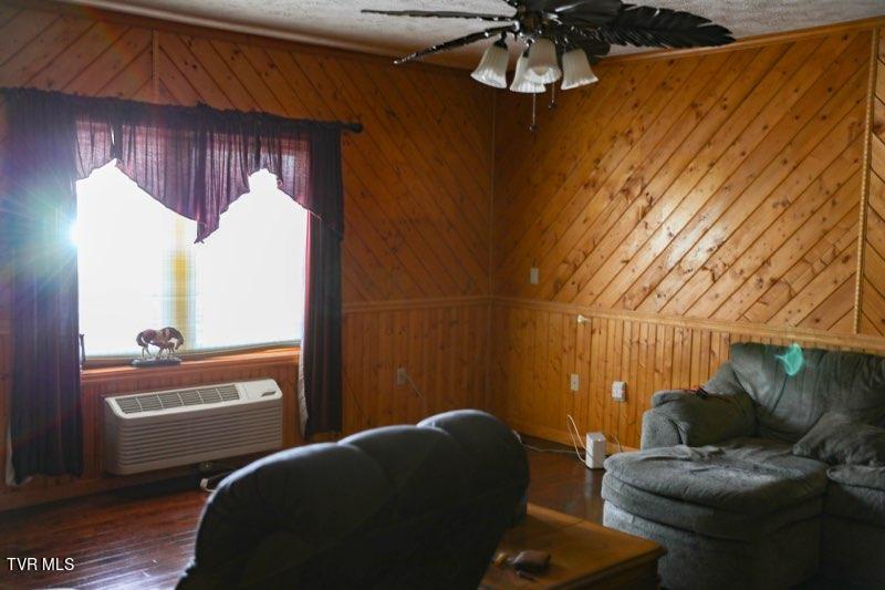 3190 DC Caney Ridge Road Clintwood, VA 24228 - Photo 65 of 87 1000010717