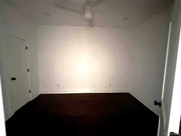 $4,200 | 307 Main Street, Unit 2E, Huntington, NY 11743