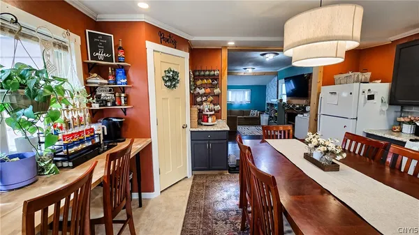 $164,900 | 406 Main Street, Schroeppel, NY 13135