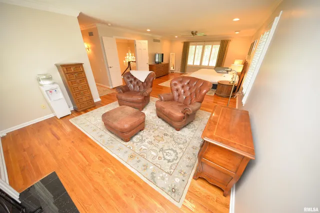 $699,000 | 616 Seville Drive, Mount Vernon, IL 62864