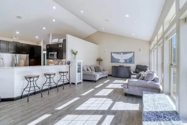 $999,000 | 46747 Poss Beach Road, Pelican Rapids, MN 56572