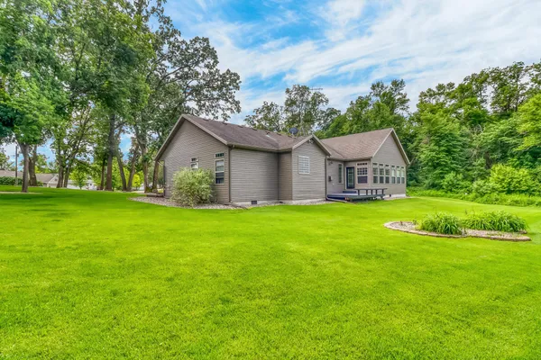 $999,000 | 46747 Poss Beach Road, Pelican Rapids, MN 56572