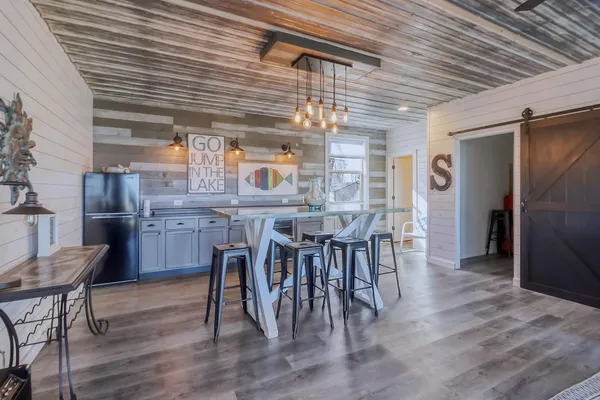 $999,000 | 46747 Poss Beach Road, Pelican Rapids, MN 56572