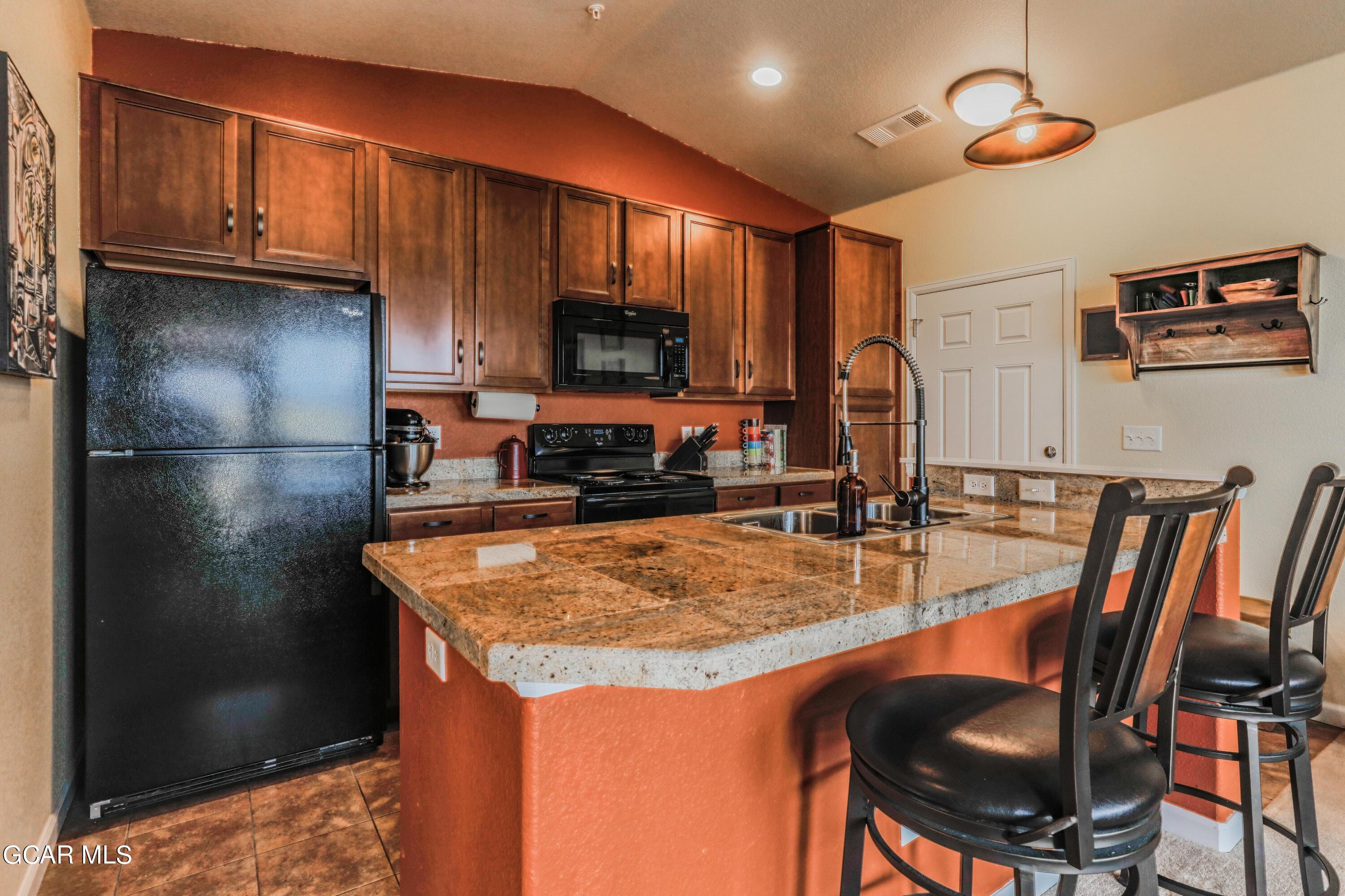160 Village Road, Unit F301 Granby, CO 80446 - Photo 3 of 19 Granite counter tops