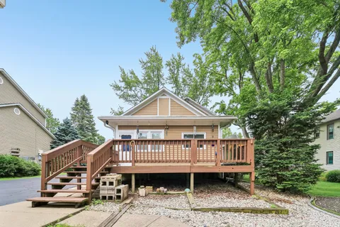 $277,000 | 11806 Maple Avenue, Hebron, IL 60034