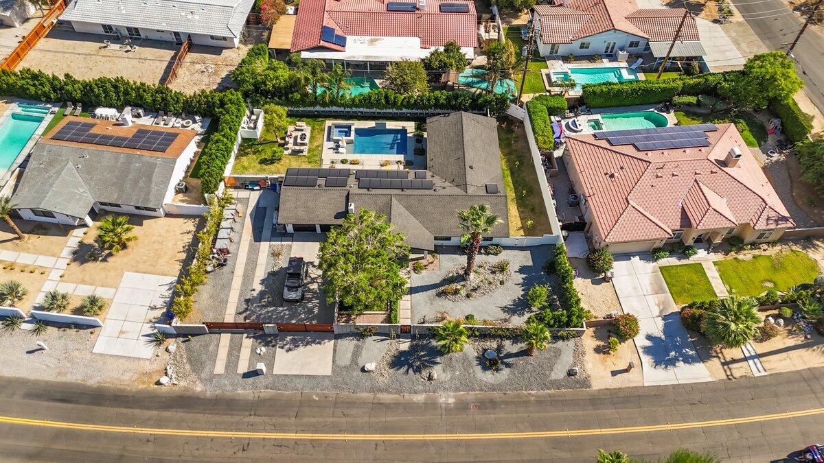 565 West Yorba Road Palm Springs, CA 92262 - Photo 61 of 70 dji_fly_20240930_144946_0064_17277672437