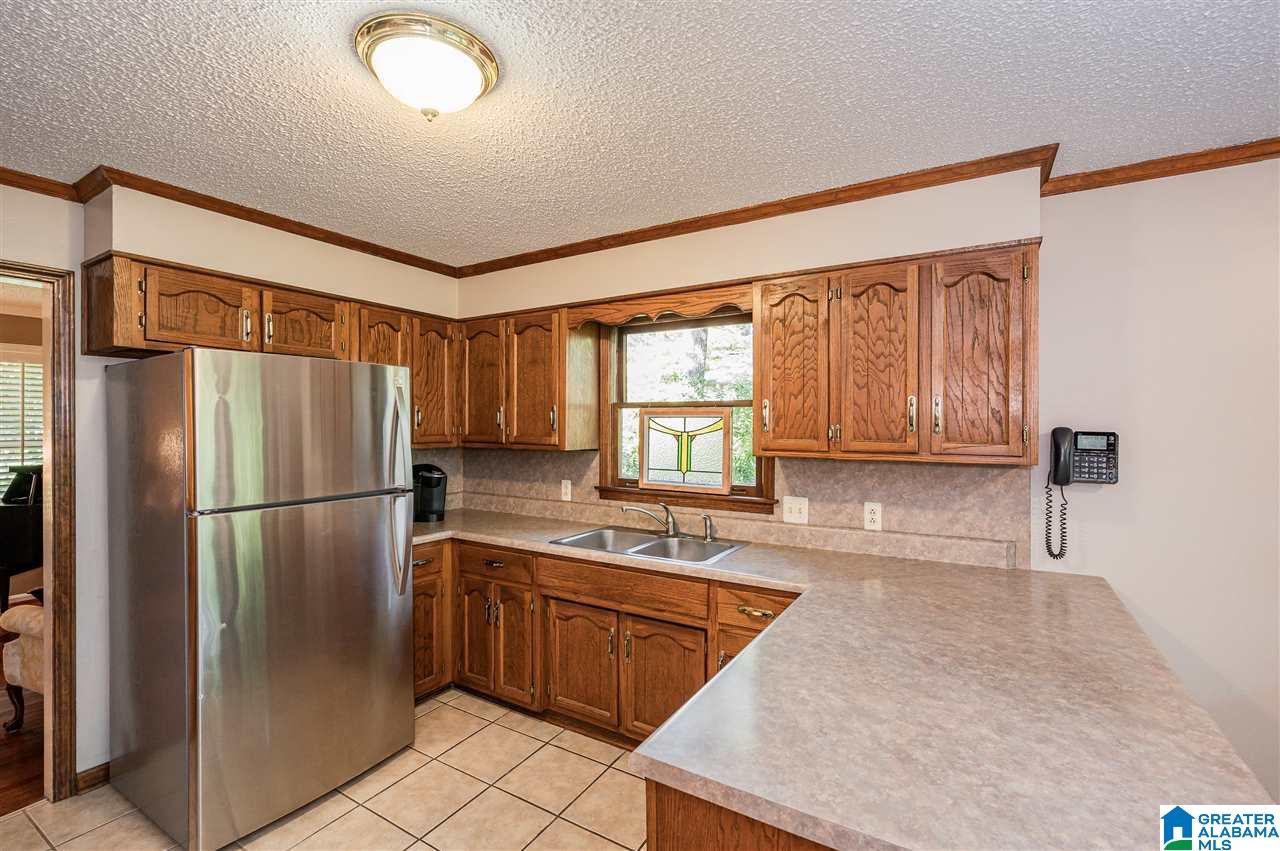 2125 Partridge Berry Road Birmingham, AL 35244 - Photo 12 of 39
