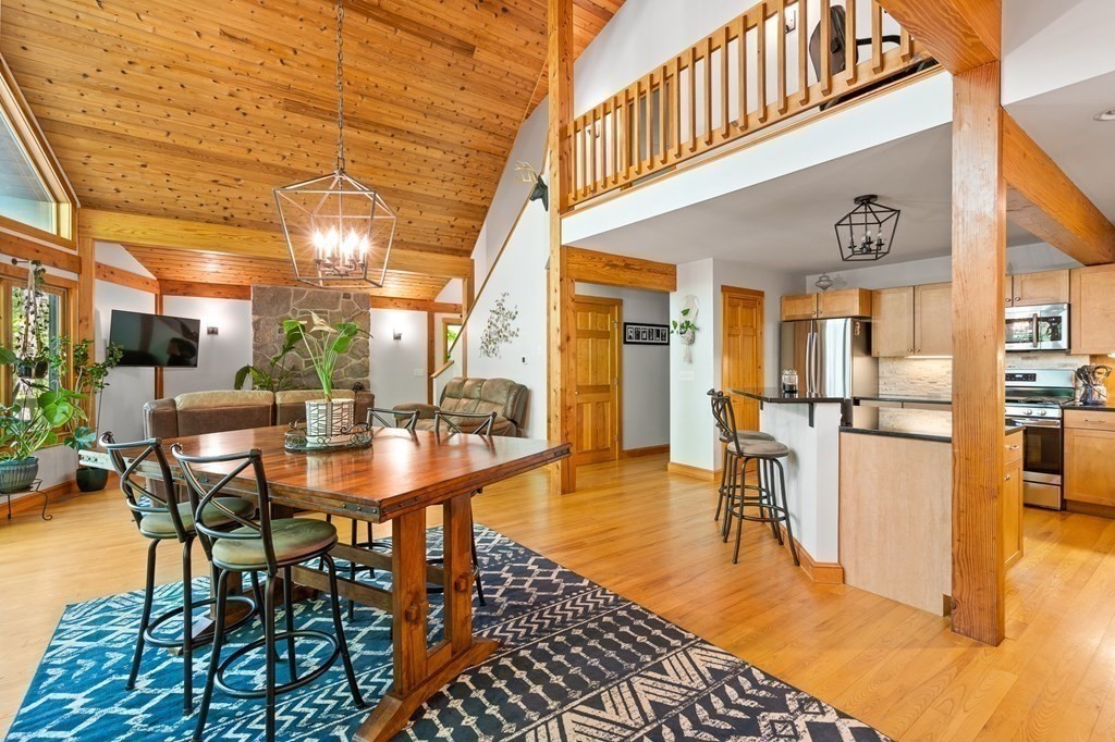 56 Southampton Road Westhampton, MA 01027 - Photo 8 of 42