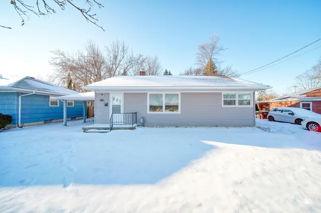 $174,900 | 371 Riverside Avenue, Adrian, MI 49221