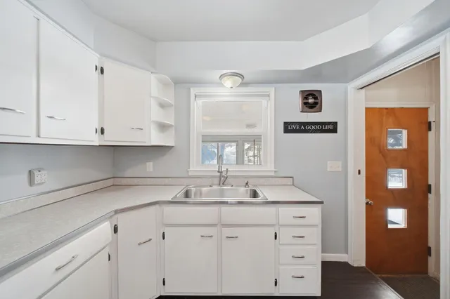 $174,900 | 371 Riverside Avenue, Adrian, MI 49221