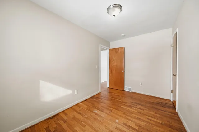 $174,900 | 371 Riverside Avenue, Adrian, MI 49221