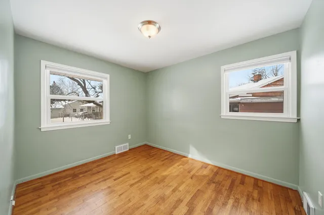 $174,900 | 371 Riverside Avenue, Adrian, MI 49221