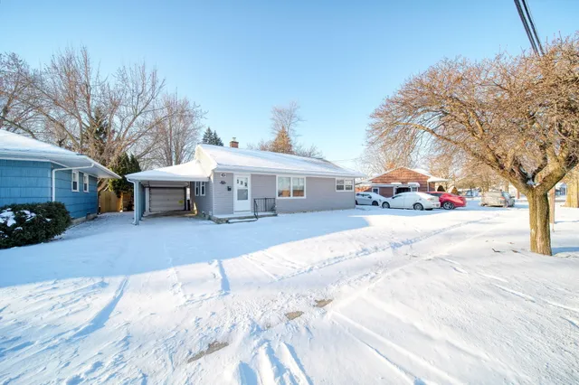 $174,900 | 371 Riverside Avenue, Adrian, MI 49221