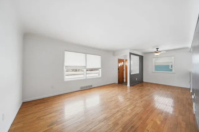 $174,900 | 371 Riverside Avenue, Adrian, MI 49221