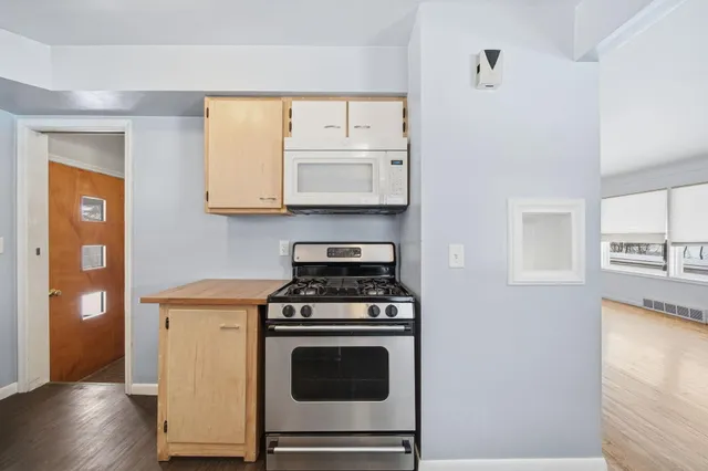 $174,900 | 371 Riverside Avenue, Adrian, MI 49221