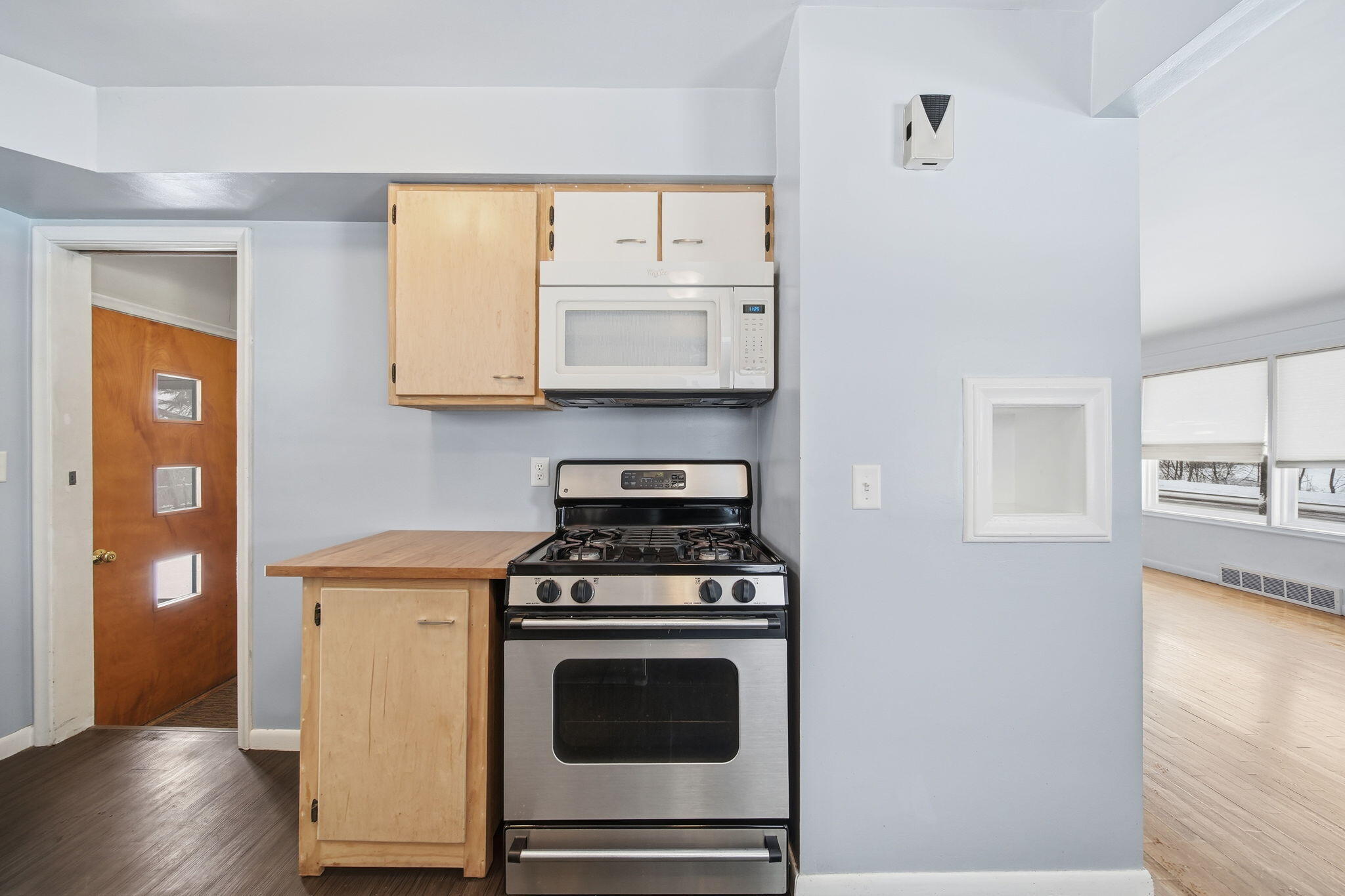 371 Riverside Avenue Adrian, MI 49221 - Photo 10 of 22 10-web-or-mls-DSC08503