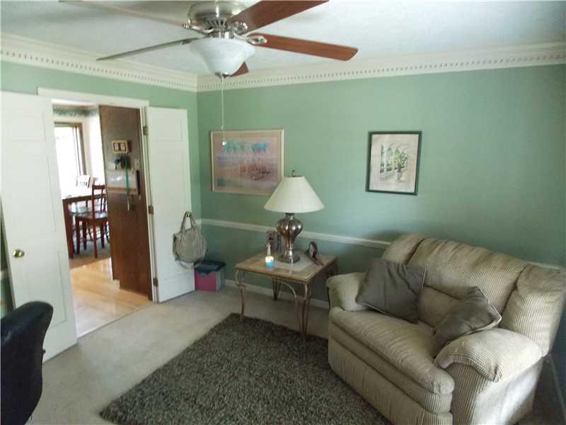 12817 Wembly Road Carmel, IN 46033 - Photo 6 of 20 Gallery Image 6