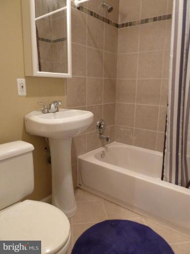 7716 Bender Road Hyattsville, MD 20785 - Photo 9 of 15 Bath #2