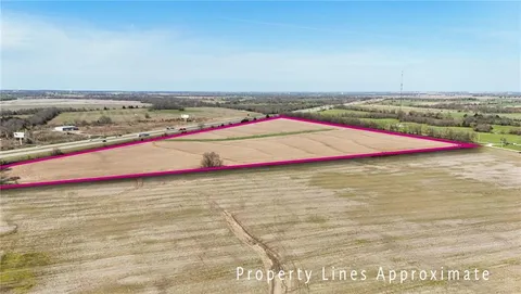 $308,000 | Pleasant Valley Road, Wellsville, KS 66092