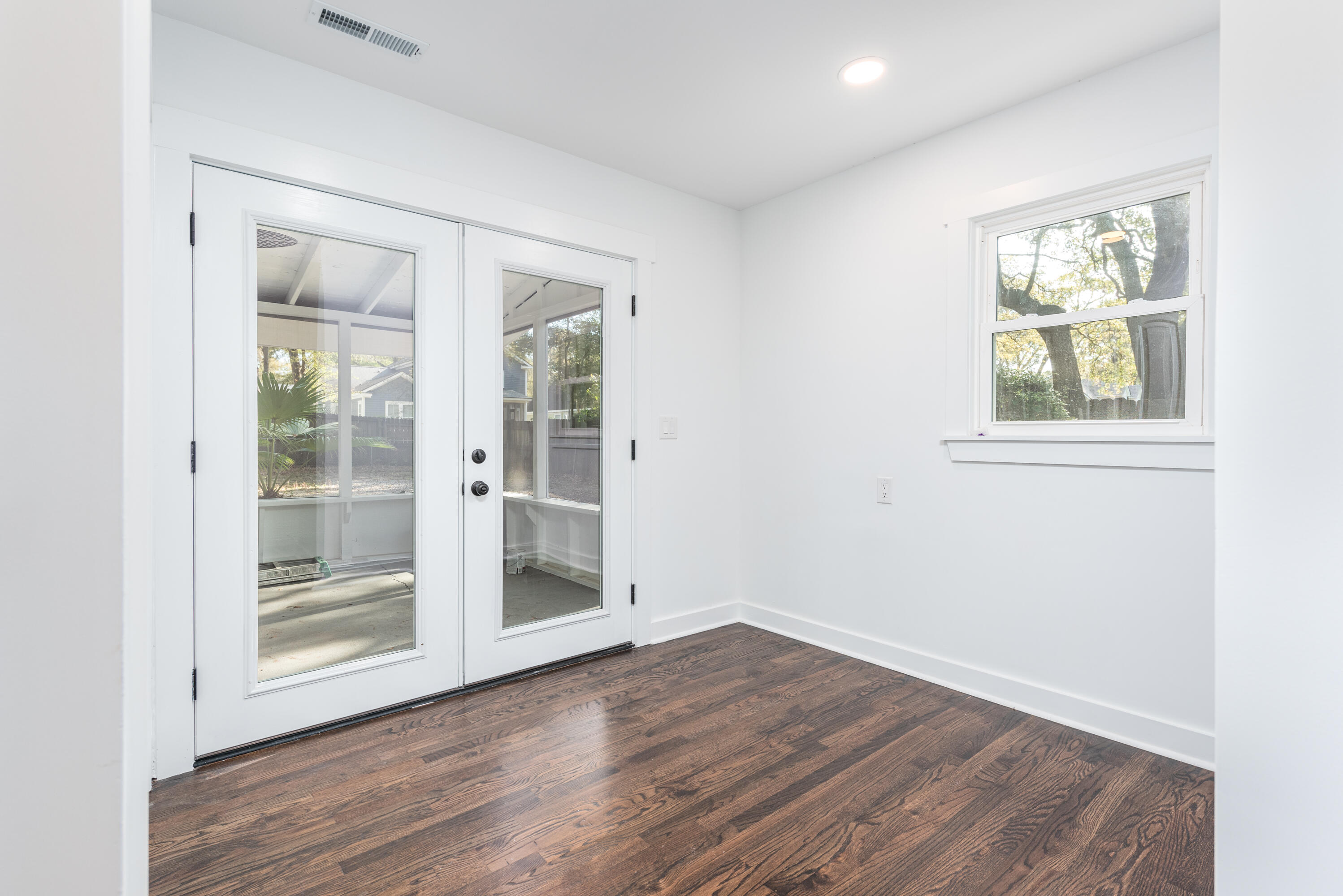 738 Tallwood Road Charleston, SC 29412 - Photo 12 of 24 738 Tallwood Road, 29412