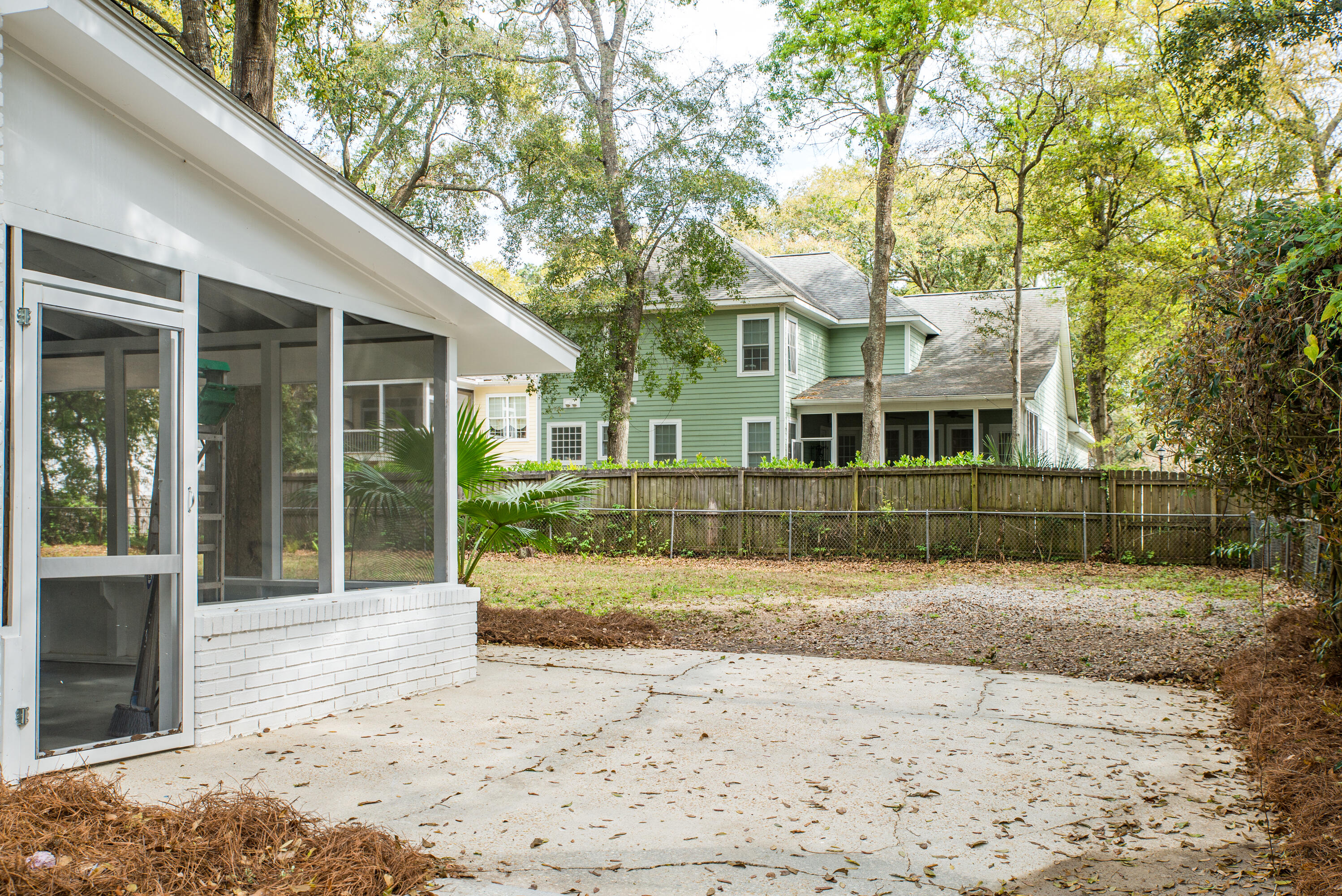 738 Tallwood Road Charleston, SC 29412 - Photo 22 of 24 738 Tallwood Road, 29412
