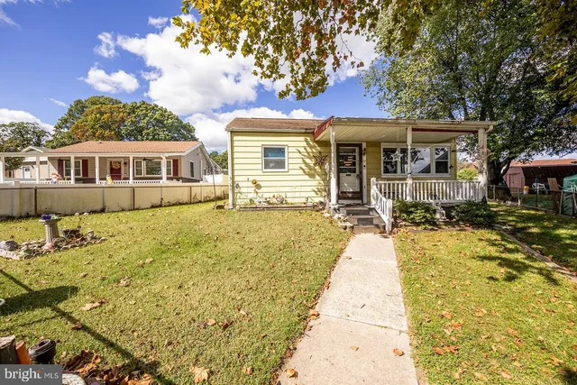 $210,000 | 110 Compass Road, Middle River, MD 21220